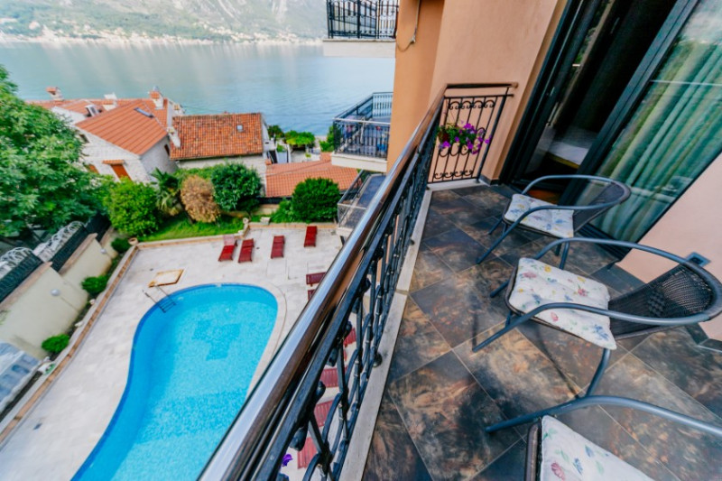 Apartment in Montenegro, in Dobrota