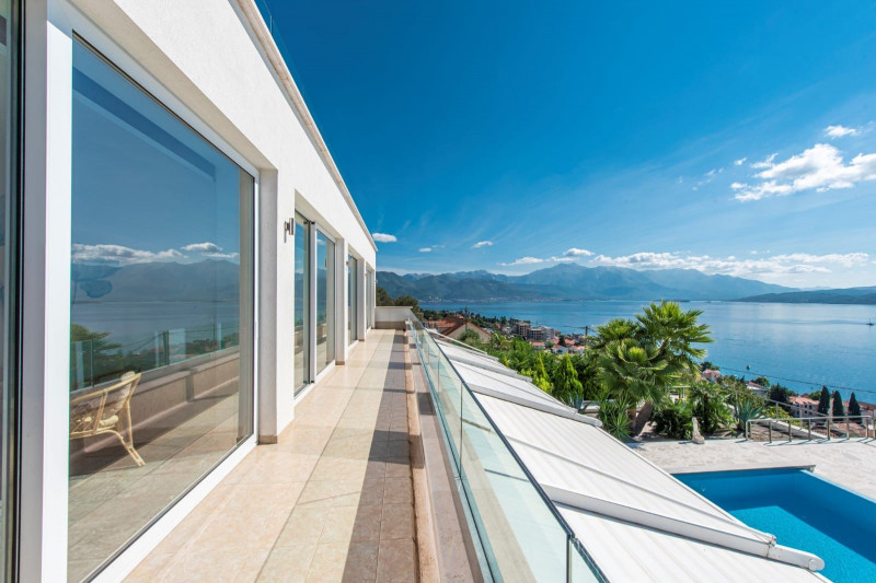 Вилла в Черногории, в Дженовичах