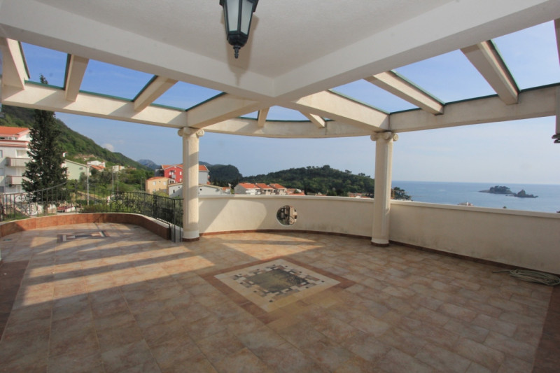 Villa in Montenegro, in Petrovac