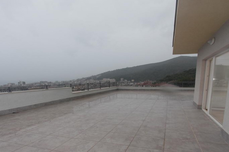 Apartment in Montenegro, in Dubovitsa