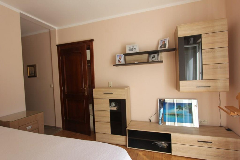 Дом в Черногории, в Будве