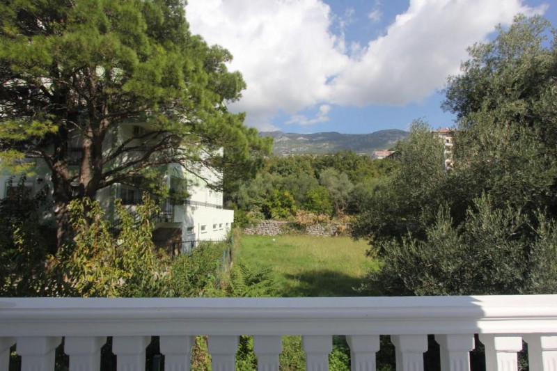 Дом в Черногории, в Будве