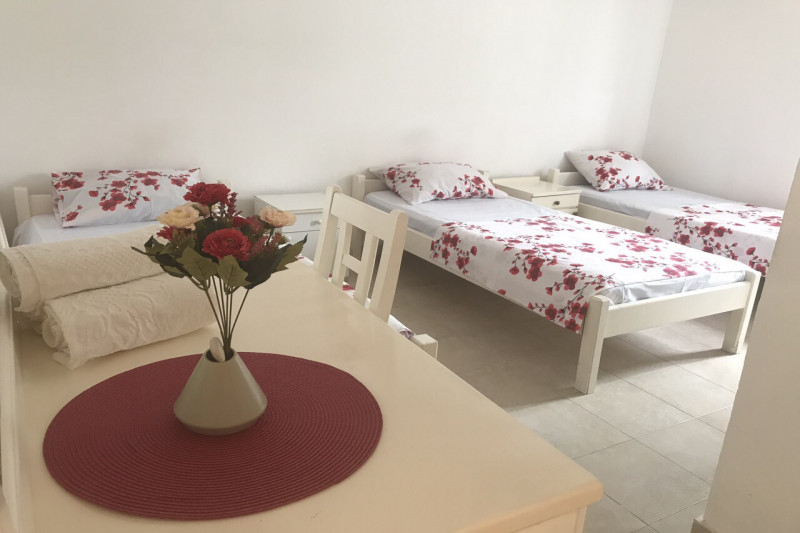 Отель в Черногории, в Бечичи