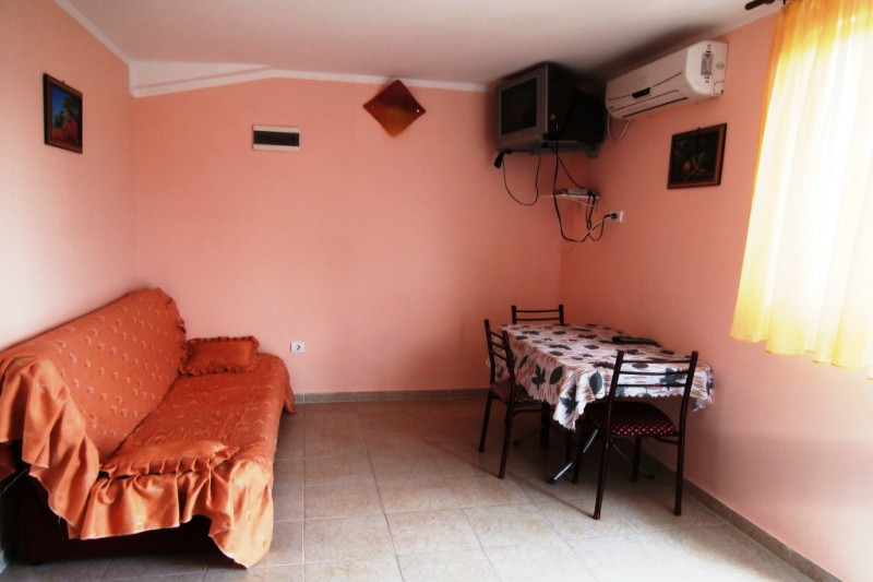 Дом в Черногории, в Сутоморе