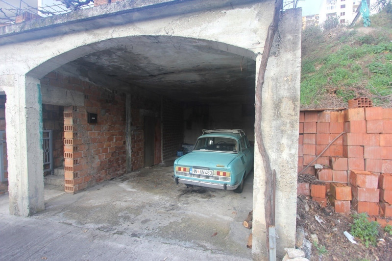 Дом в Черногории, в Херцег-Нови