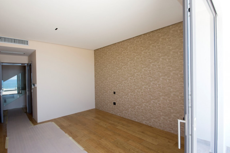 Вилла в Черногории, в Будве