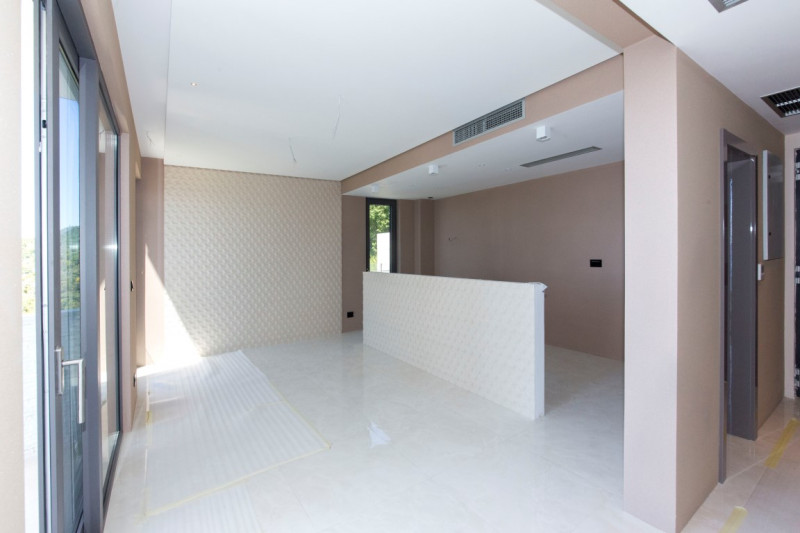 Вилла в Черногории, в Будве