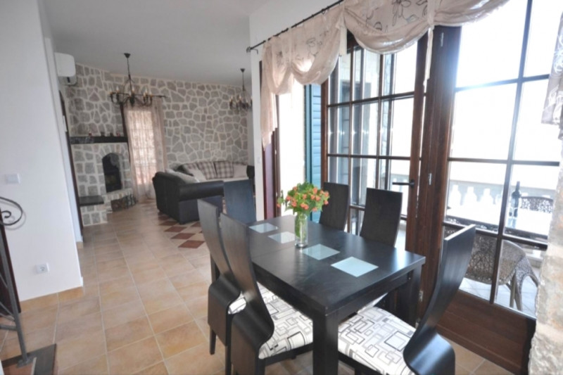 Вилла в Черногории, в Костанице