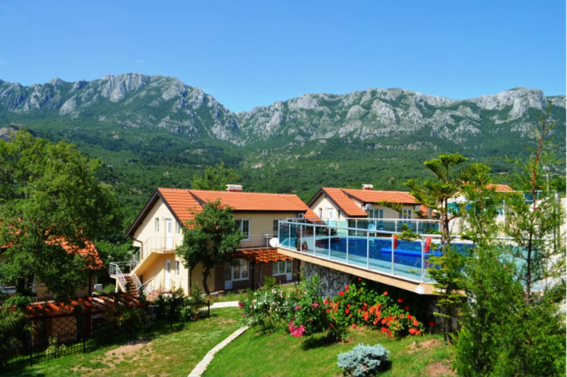Апартаменты в Черногории, в Баре