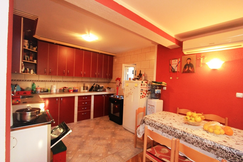 Дом в Черногории, в Белиши