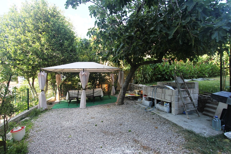 Дом в Черногории, в Бечичи