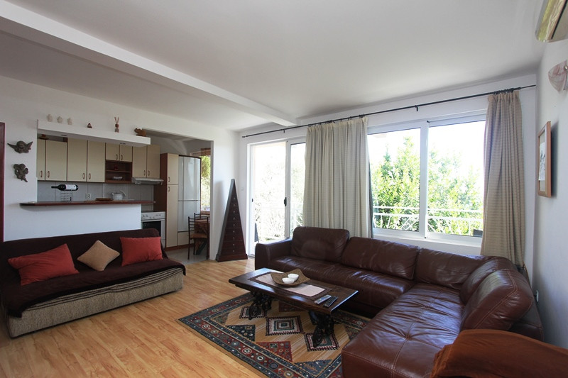 Дом в Черногории, в Бечичи