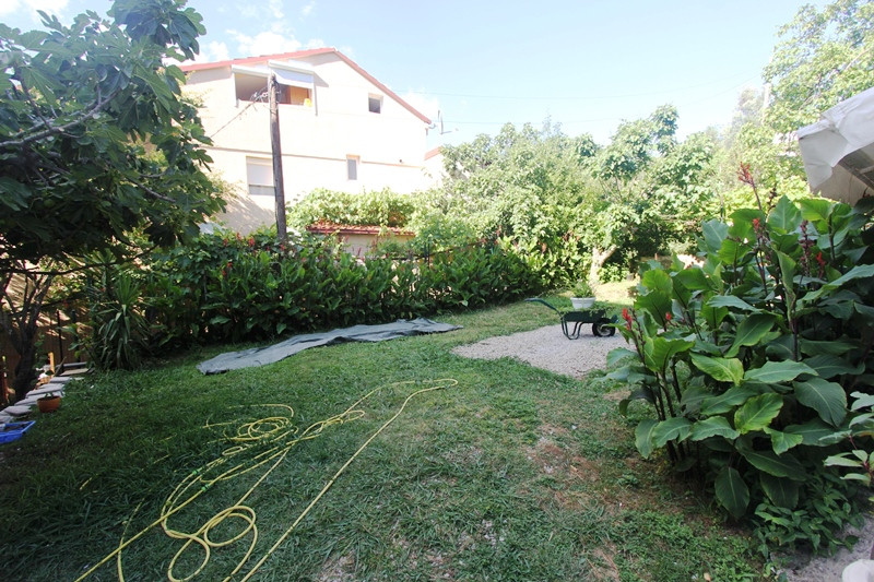 Дом в Черногории, в Бечичи