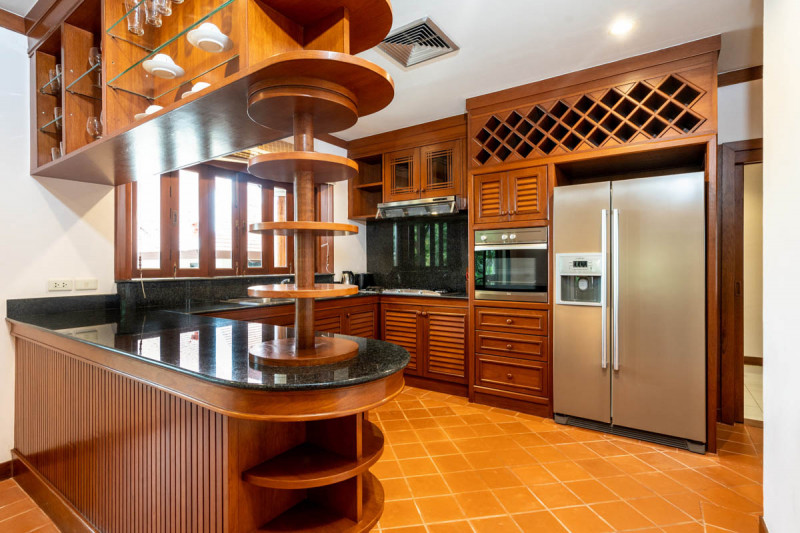 Вилла в Таиланде, в Най Харн