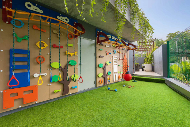 Apartment in Thailand, in Nai Harn Beach