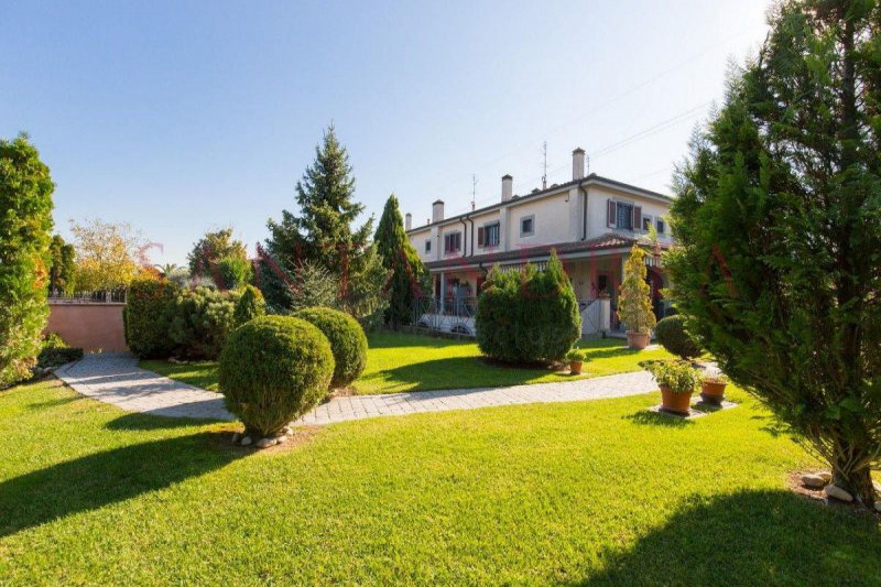 Вилла в Италии, в Риме