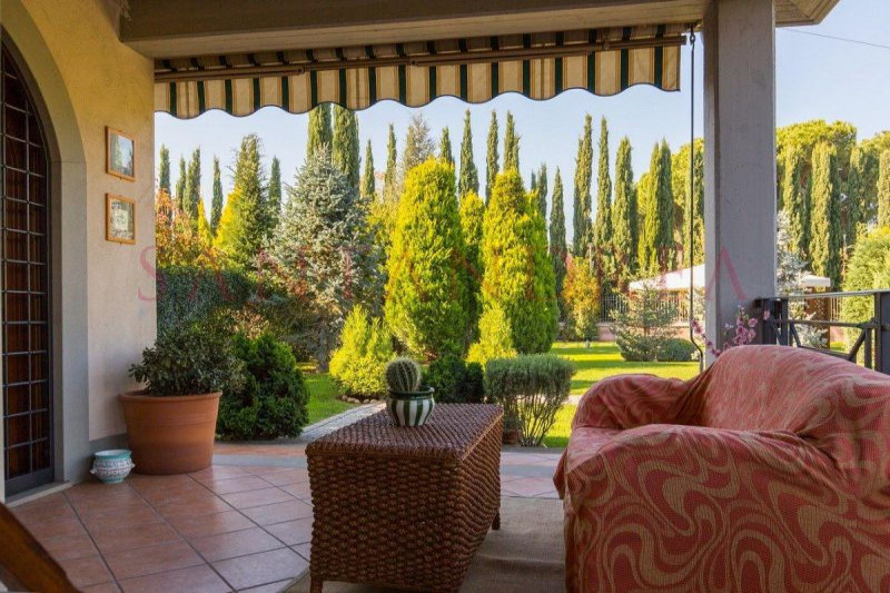 Вилла в Италии, в Риме